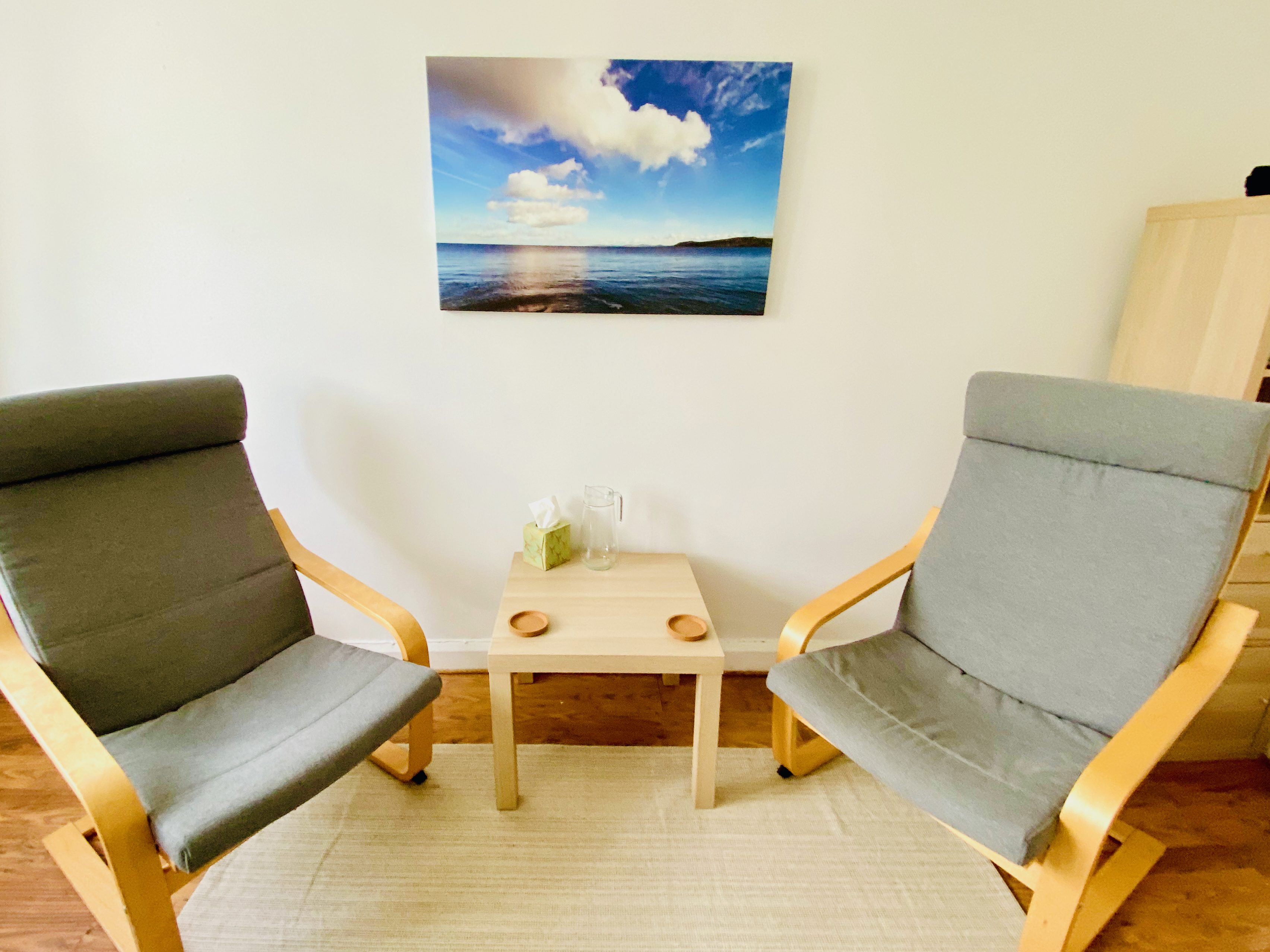 Two chairs in Mindscape Hypnotherapy's therapy room in Sale.